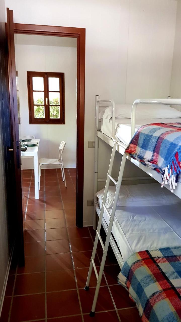 Camping Luna Hotel Marina di Massa Buitenkant foto